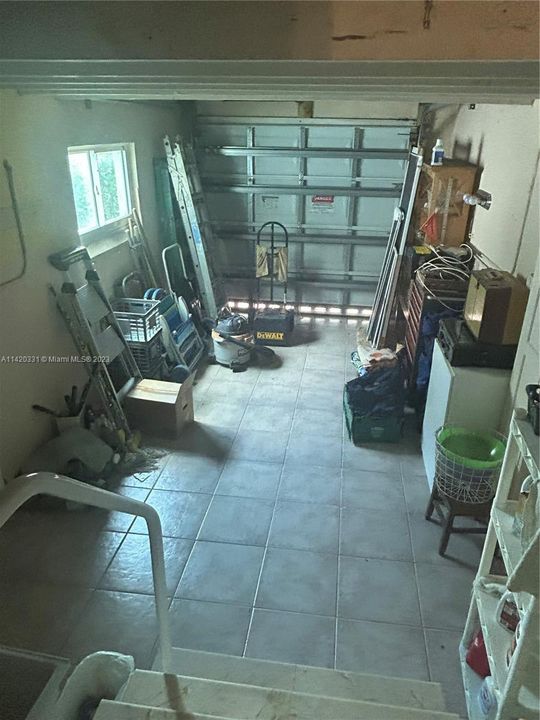 Recently Rented: $5,500 (3 beds, 2 baths, 1338 Square Feet)