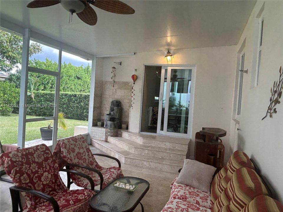 Recently Rented: $5,500 (3 beds, 2 baths, 1338 Square Feet)