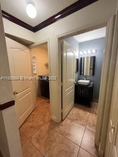 Recently Sold: $429,500 (3 beds, 2 baths, 1450 Square Feet)