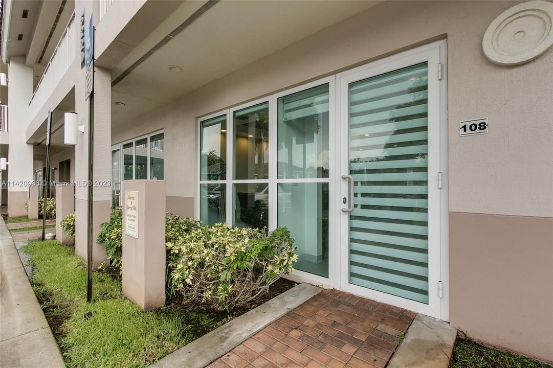 Vendido Recientemente: $379,900 (0 camas, 0 baños, 0 Pies cuadrados)