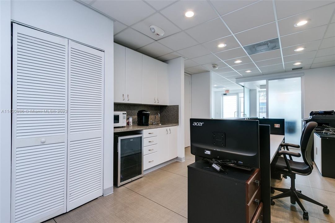 Vendido Recientemente: $379,900 (0 camas, 0 baños, 0 Pies cuadrados)