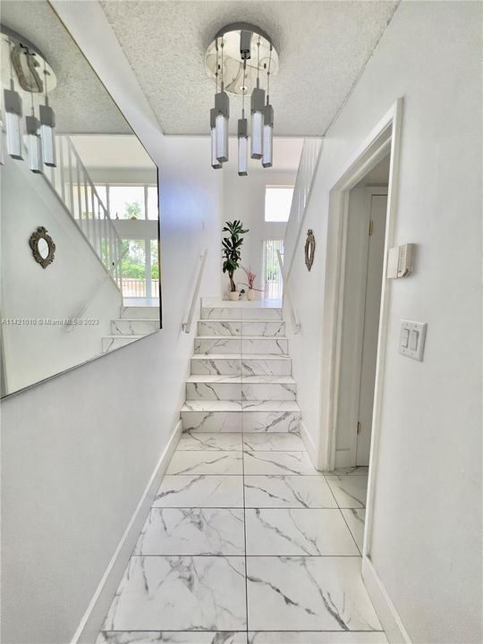 Recently Sold: $580,000 (2 beds, 2 baths, 2168 Square Feet)