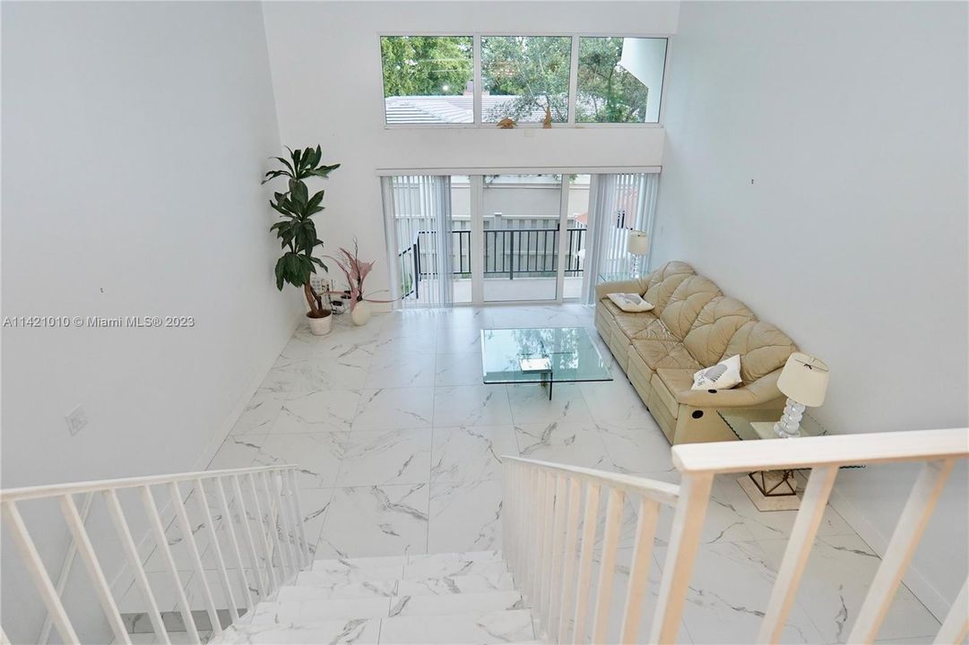 Recently Sold: $580,000 (2 beds, 2 baths, 2168 Square Feet)