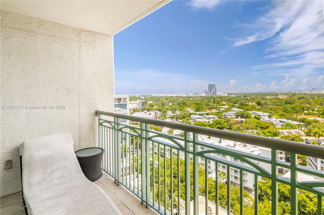 Recently Rented: $12,000 (2 beds, 2 baths, 2028 Square Feet)