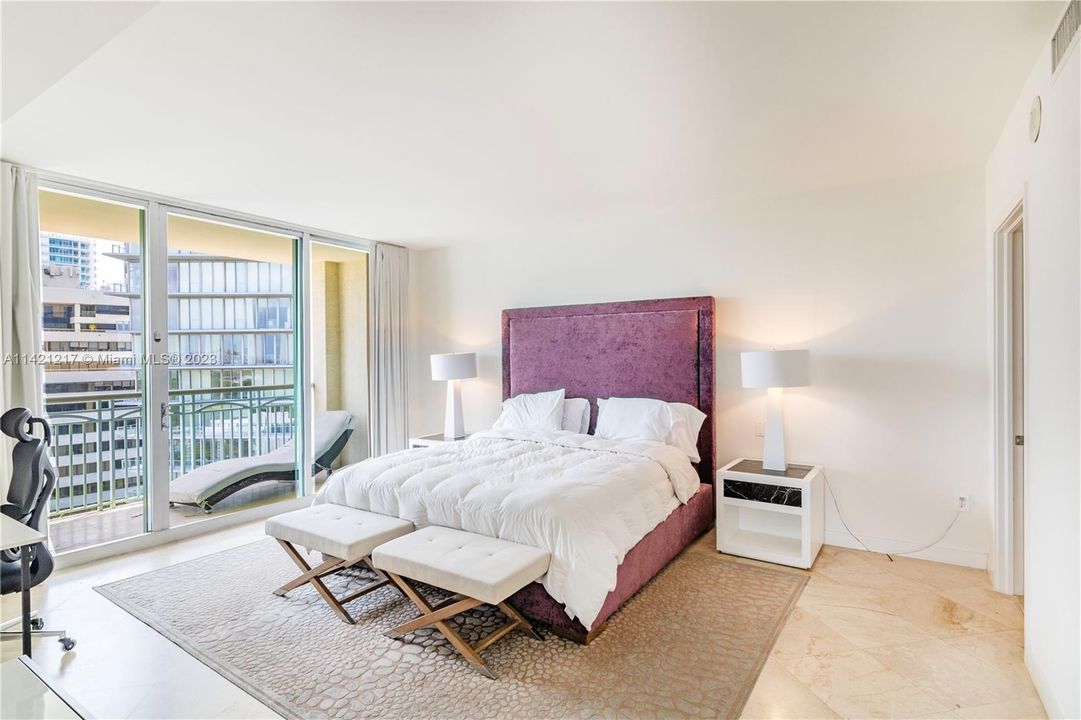 Recently Rented: $12,000 (2 beds, 2 baths, 2028 Square Feet)