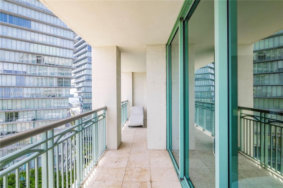 Recently Rented: $12,000 (2 beds, 2 baths, 2028 Square Feet)