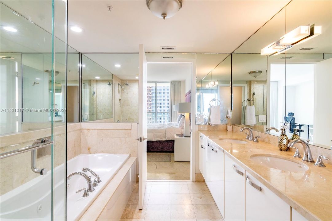 Recently Rented: $12,000 (2 beds, 2 baths, 2028 Square Feet)