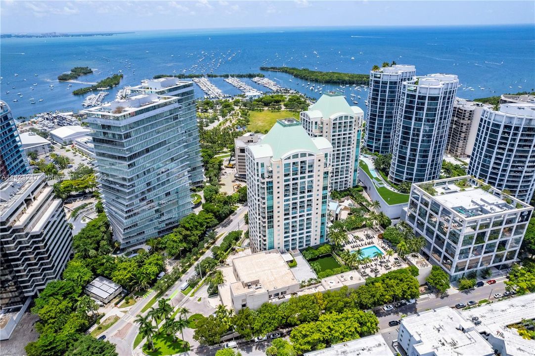 Recently Rented: $12,000 (2 beds, 2 baths, 2028 Square Feet)