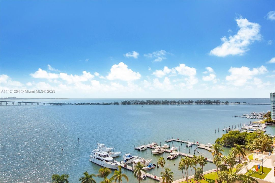 Recently Sold: $649,000 (2 beds, 2 baths, 1640 Square Feet)