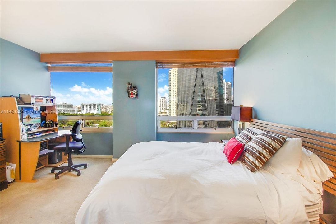 Recently Sold: $649,000 (2 beds, 2 baths, 1640 Square Feet)