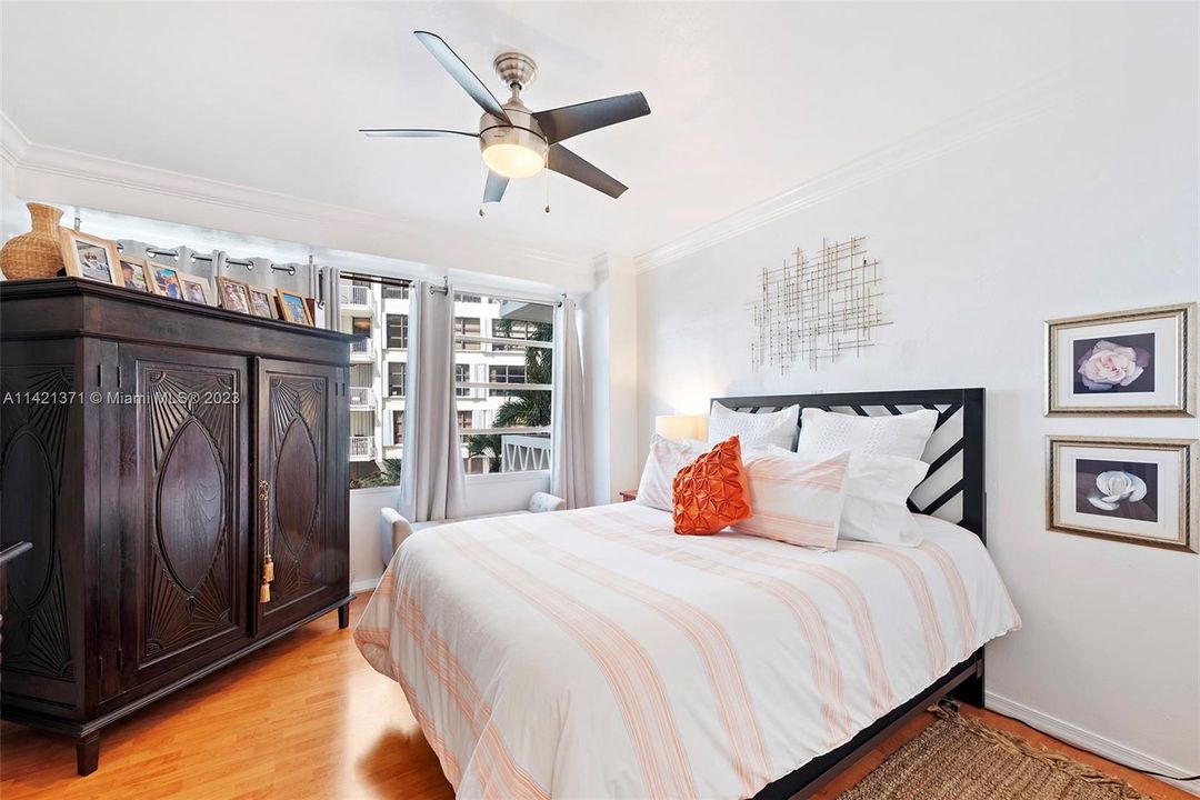 Недавно продано: $310,000 (1 спален, 1 ванн, 750 Квадратных фут)