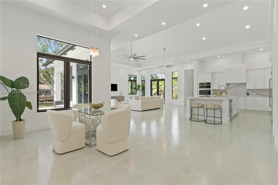 Recently Sold: $2,975,000 (5 beds, 4 baths, 0 Square Feet)