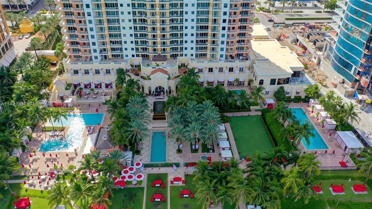 Recently Sold: $5,405,000 (4 beds, 4 baths, 4415 Square Feet)