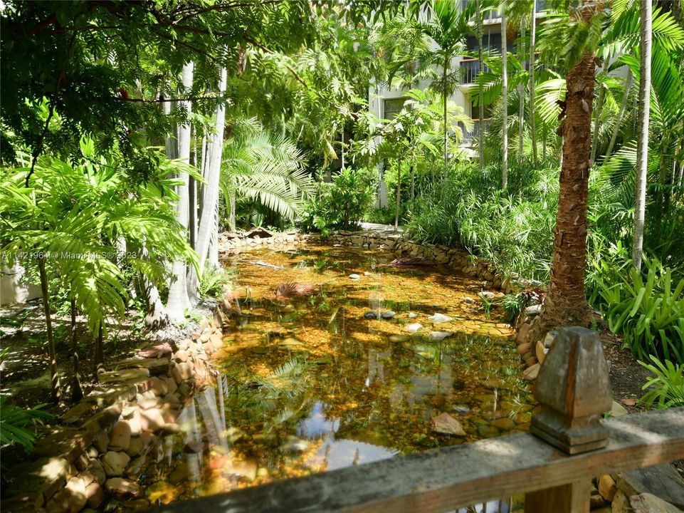 Recently Sold: $975,000 (2 beds, 2 baths, 1450 Square Feet)