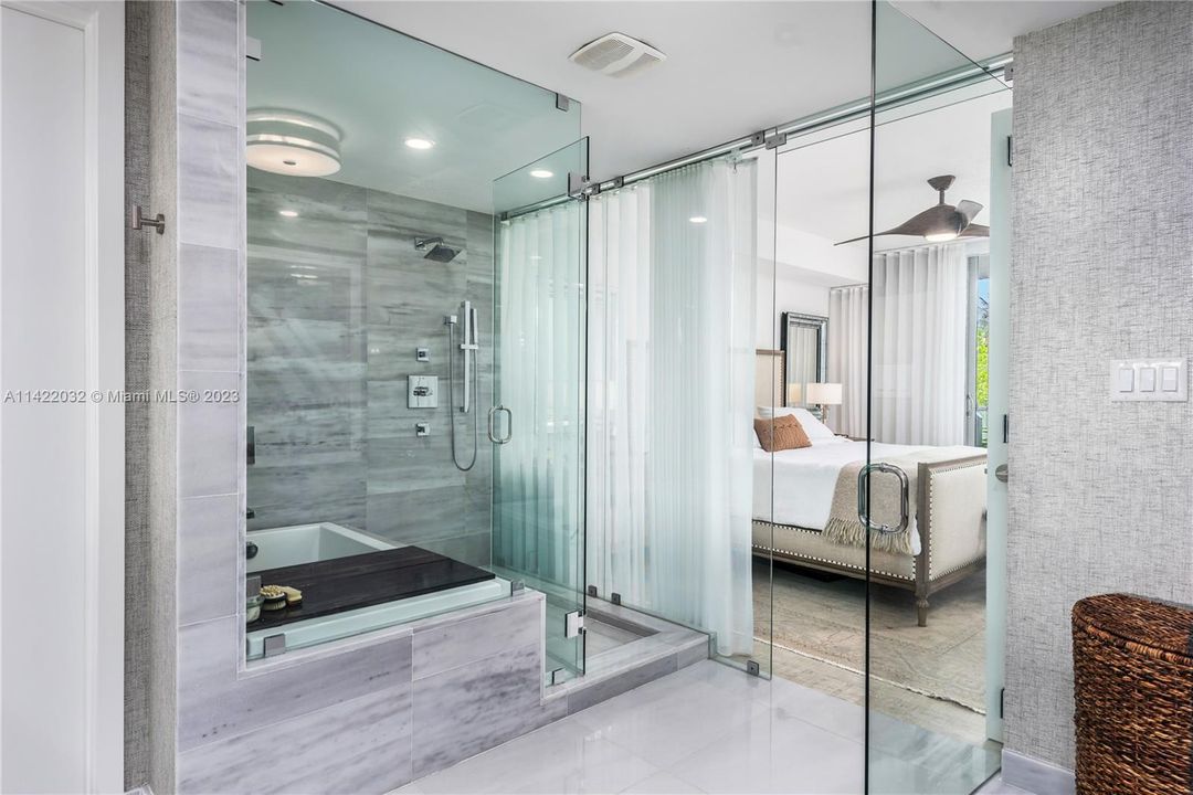 Recently Rented: $13,500 (2 beds, 2 baths, 1440 Square Feet)