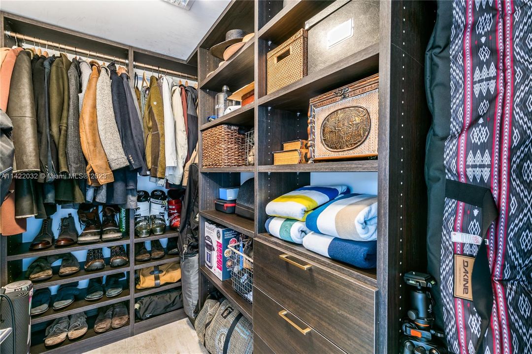 Recently Rented: $13,500 (2 beds, 2 baths, 1440 Square Feet)