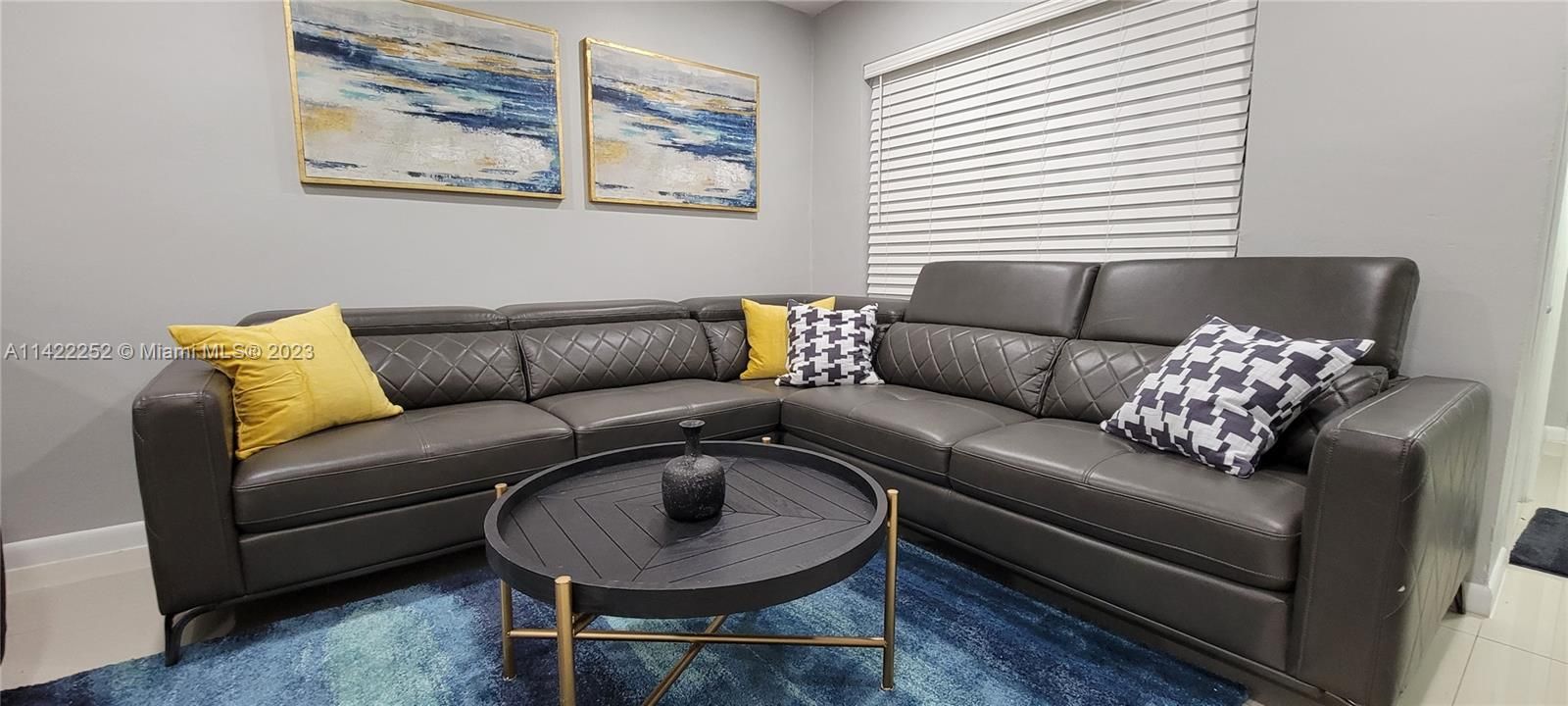 Recently Rented: $3,300 (3 beds, 2 baths, 1400 Square Feet)