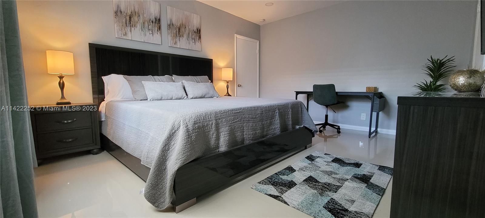 Recently Rented: $3,300 (3 beds, 2 baths, 1400 Square Feet)