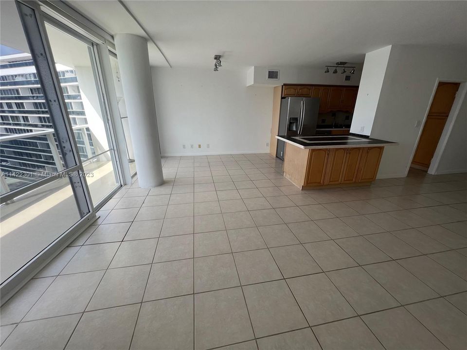 Recently Sold: $498,000 (1 beds, 1 baths, 1145 Square Feet)