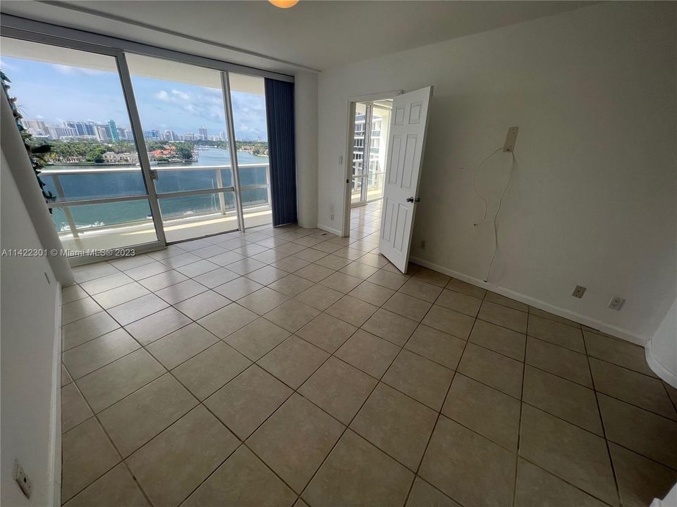 Recently Sold: $498,000 (1 beds, 1 baths, 1145 Square Feet)