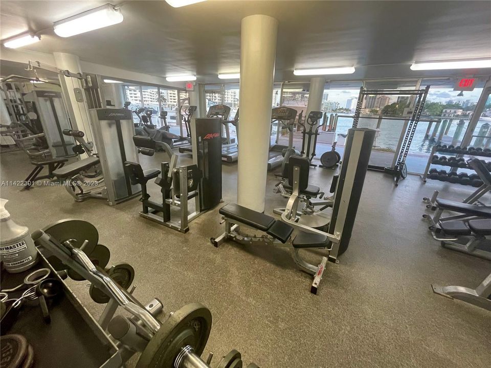 Recently Sold: $498,000 (1 beds, 1 baths, 1145 Square Feet)