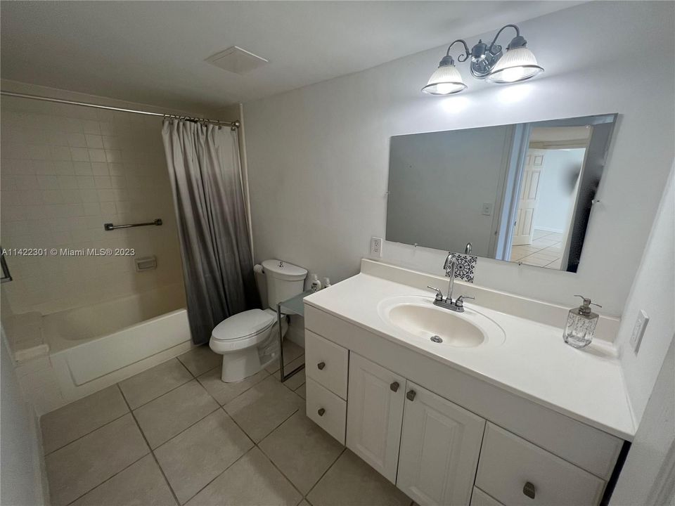 Recently Sold: $498,000 (1 beds, 1 baths, 1145 Square Feet)