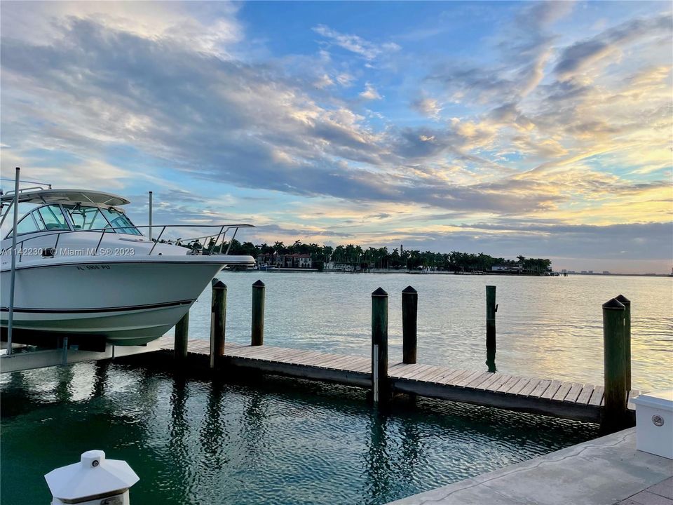 Recently Sold: $498,000 (1 beds, 1 baths, 1145 Square Feet)