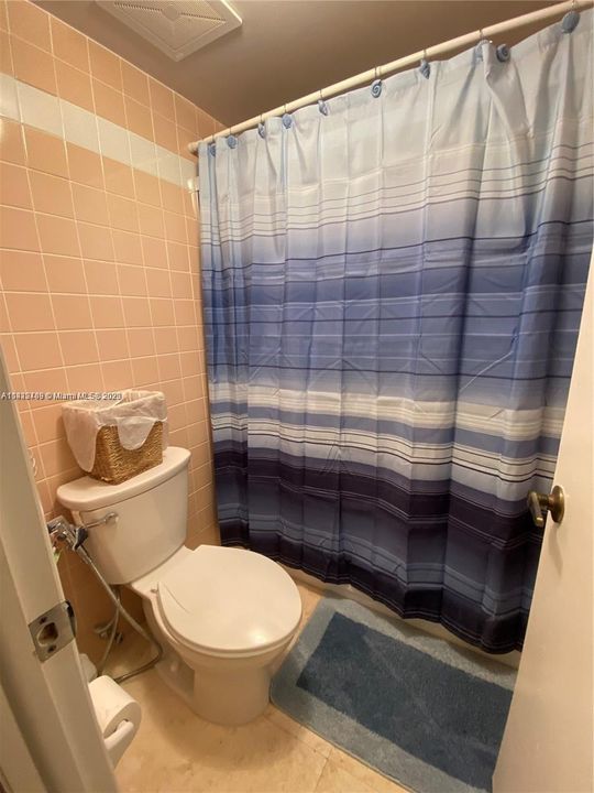 Recently Rented: $5,000 (2 beds, 2 baths, 1173 Square Feet)