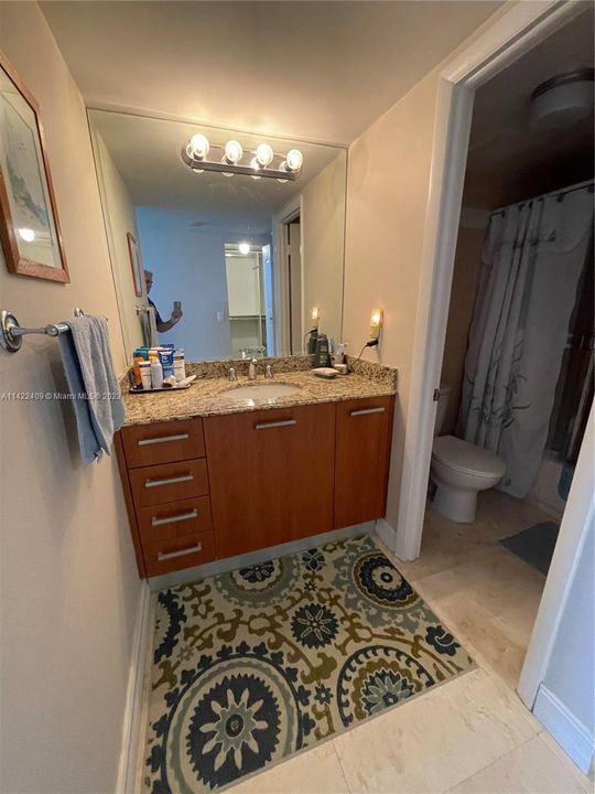 Recently Rented: $5,000 (2 beds, 2 baths, 1173 Square Feet)