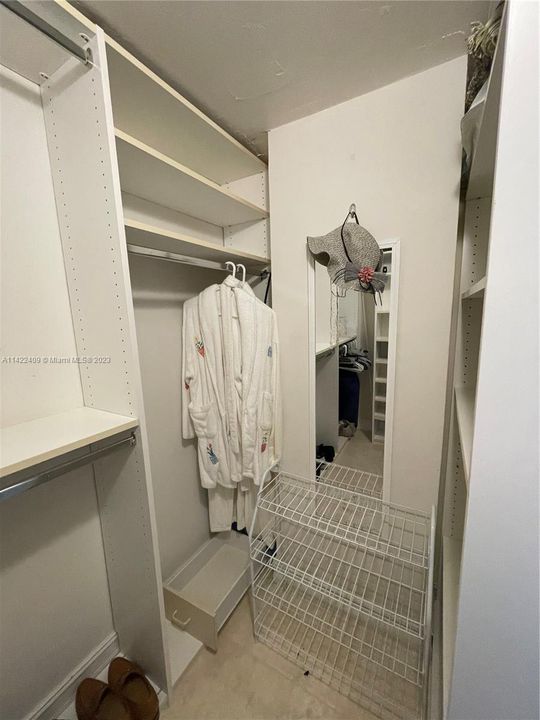 Recently Rented: $5,000 (2 beds, 2 baths, 1173 Square Feet)