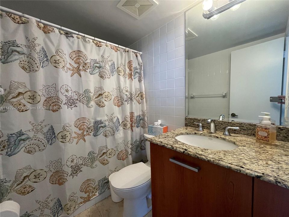 Recently Rented: $5,000 (2 beds, 2 baths, 1173 Square Feet)