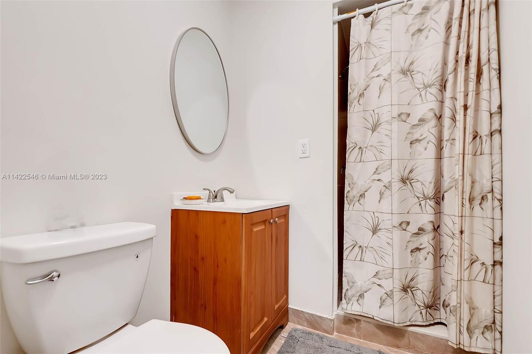 Recently Sold: $470,000 (4 beds, 3 baths, 2810 Square Feet)