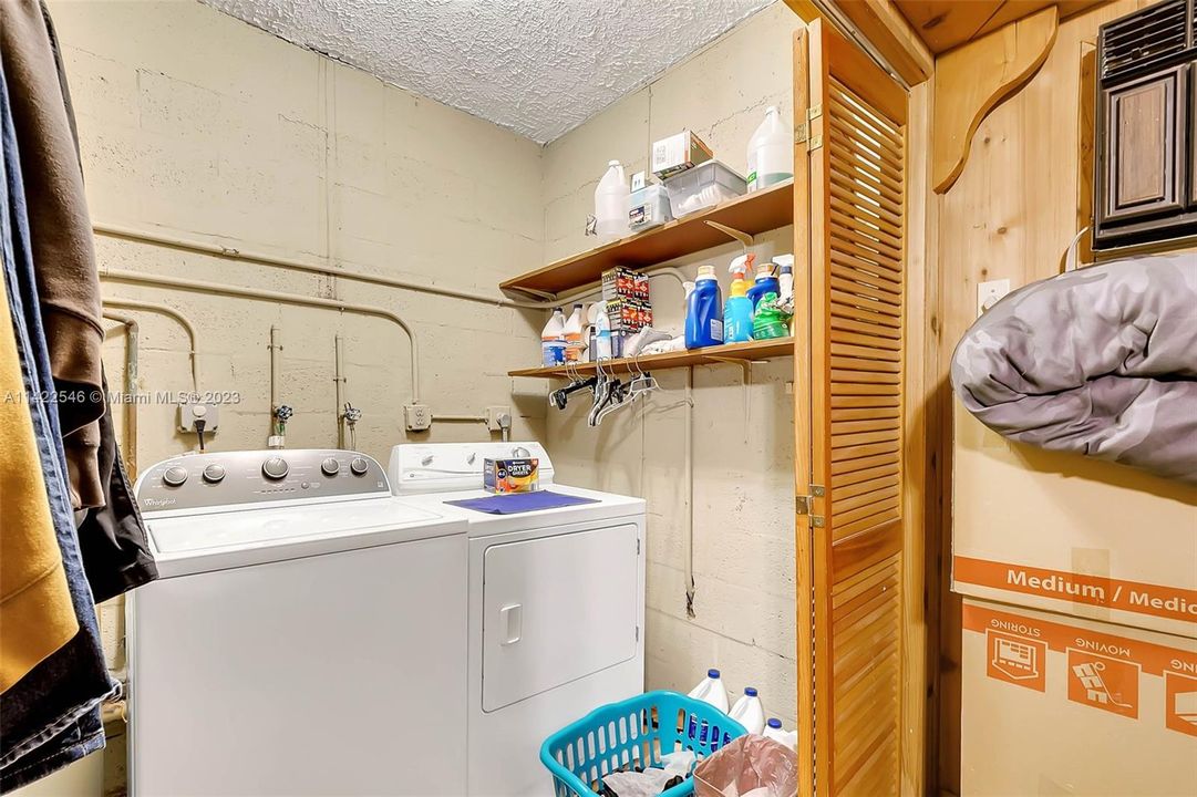 Recently Sold: $470,000 (4 beds, 3 baths, 2810 Square Feet)