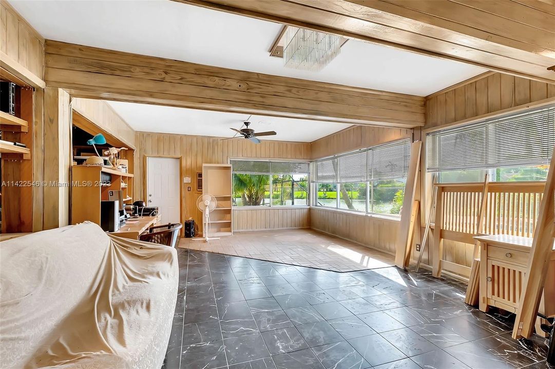 Recently Sold: $470,000 (4 beds, 3 baths, 2810 Square Feet)