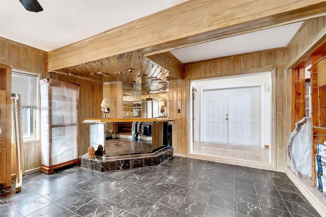 Recently Sold: $470,000 (4 beds, 3 baths, 2810 Square Feet)