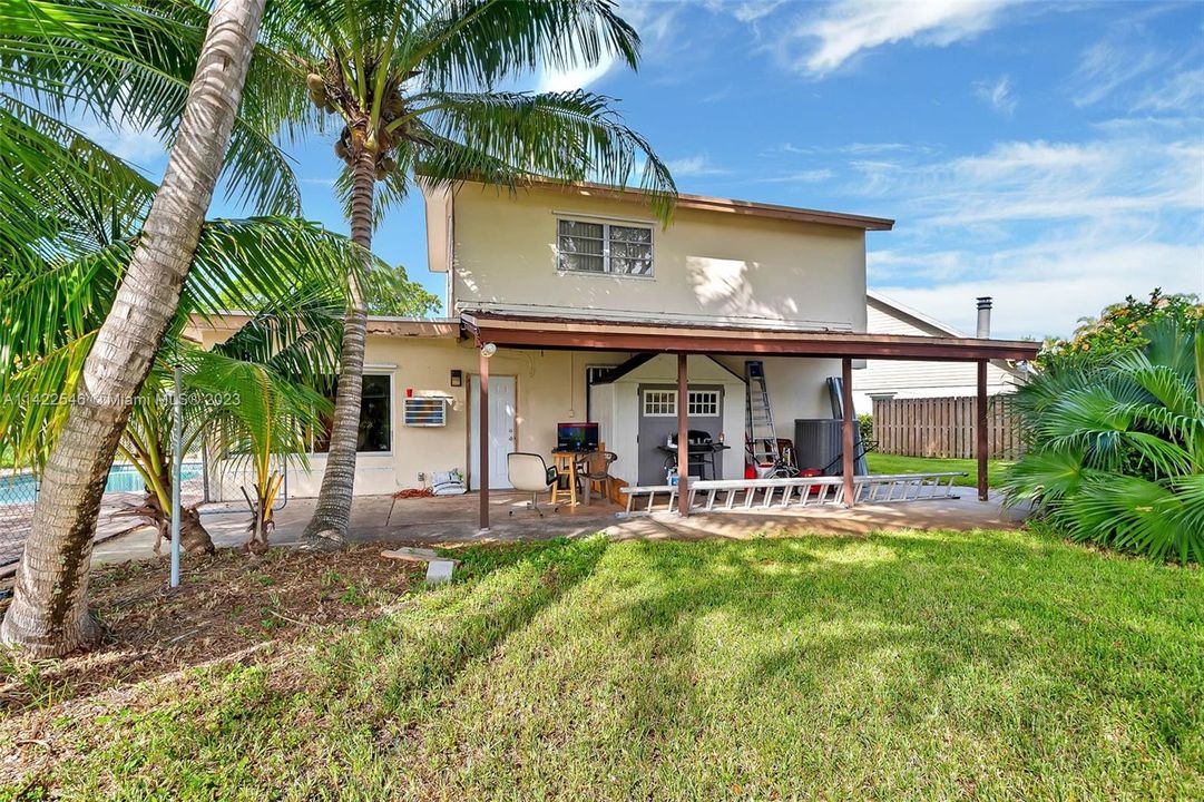 Recently Sold: $470,000 (4 beds, 3 baths, 2810 Square Feet)