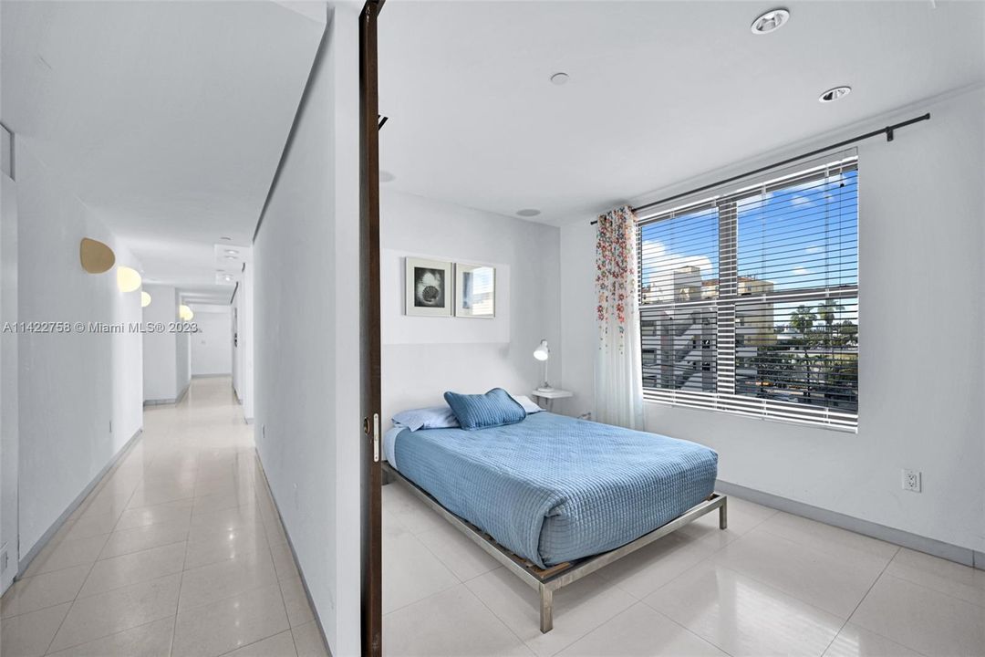 Vendido Recientemente: $1,400,000 (4 camas, 3 baños, 1622 Pies cuadrados)