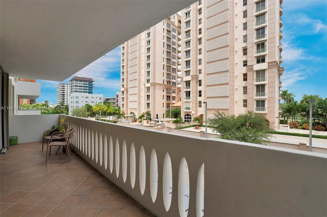 Recently Sold: $448,555 (2 beds, 1 baths, 899 Square Feet)