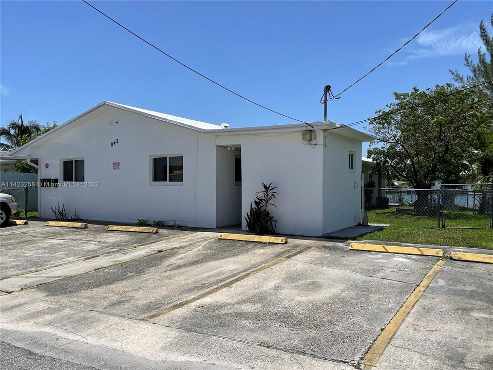 Recientemente alquilado: $2,000 (2 camas, 1 baños, 0 Pies cuadrados)