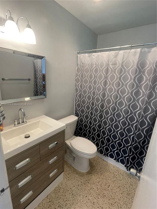 Recientemente alquilado: $2,000 (2 camas, 1 baños, 0 Pies cuadrados)