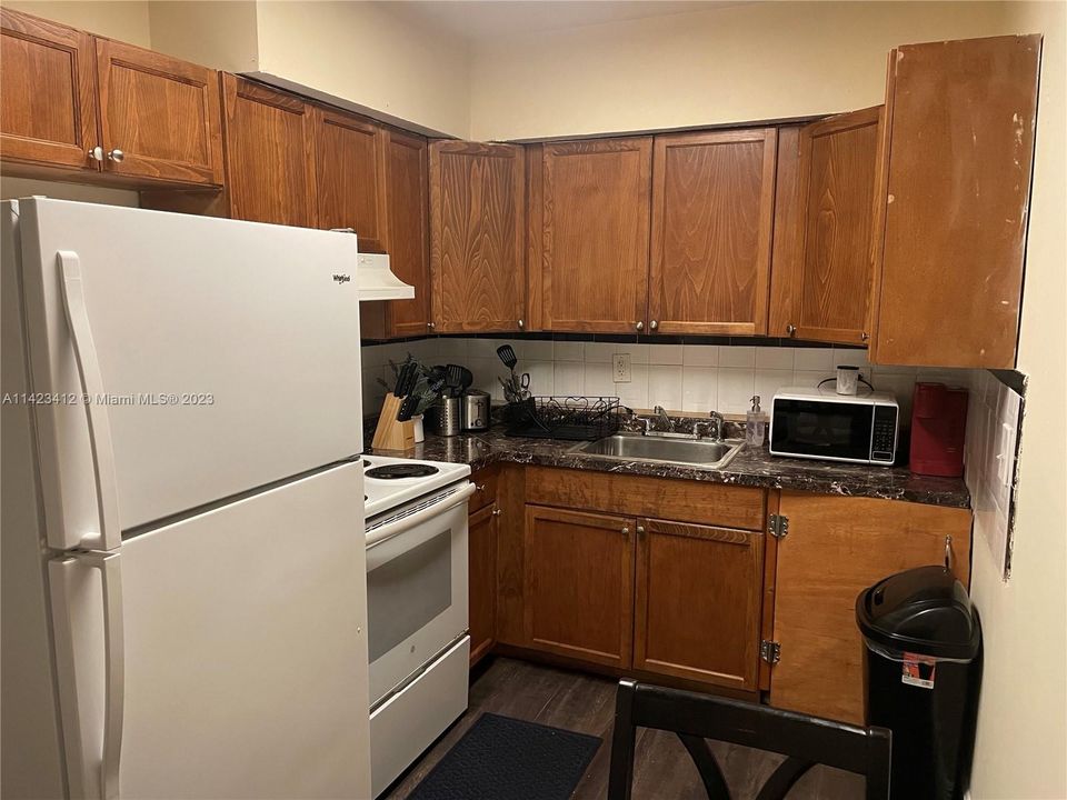 Recently Rented: $2,275 (3 beds, 2 baths, 0 Square Feet)