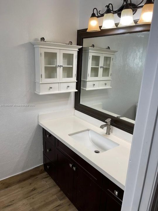 Недавно арендовано: $2,900 (3 спален, 2 ванн, 1290 Квадратных фут)