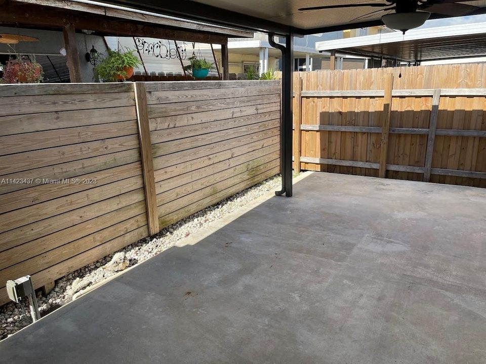 Недавно арендовано: $2,900 (3 спален, 2 ванн, 1290 Квадратных фут)