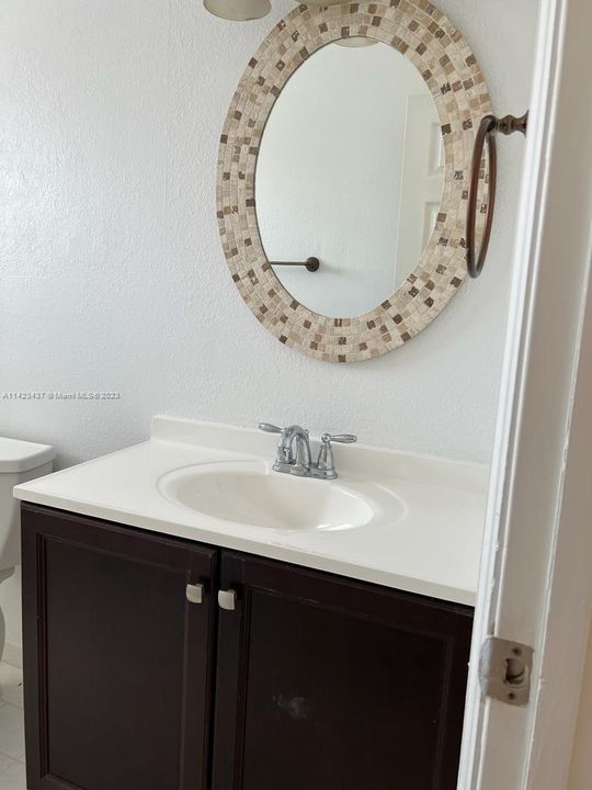 Недавно арендовано: $2,900 (3 спален, 2 ванн, 1290 Квадратных фут)