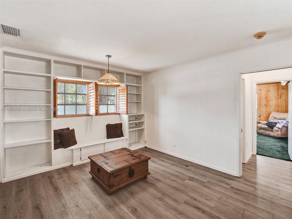 Recently Sold: $769,900 (4 beds, 3 baths, 2694 Square Feet)