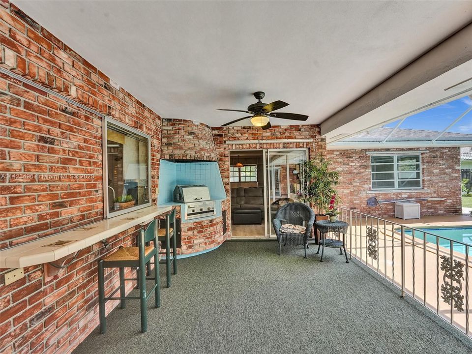 Recently Sold: $769,900 (4 beds, 3 baths, 2694 Square Feet)