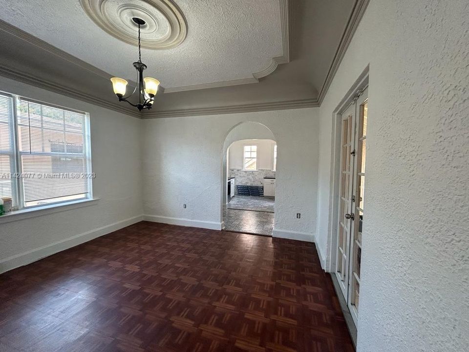 Недавно арендовано: $3,800 (5 спален, 2 ванн, 3588 Квадратных фут)