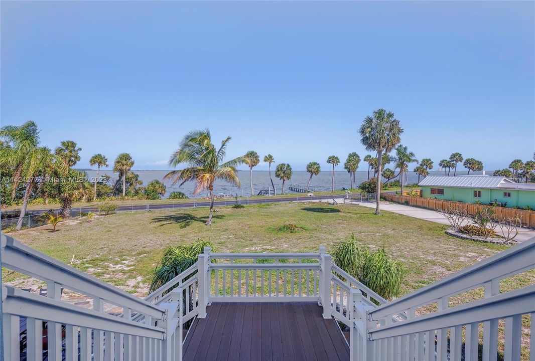 Recently Sold: $1,299,700 (4 beds, 3 baths, 4178 Square Feet)