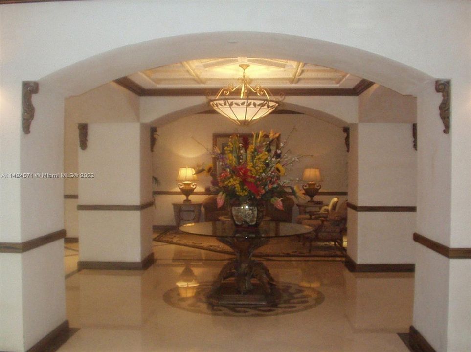 Recently Sold: $289,500 (2 beds, 2 baths, 1210 Square Feet)