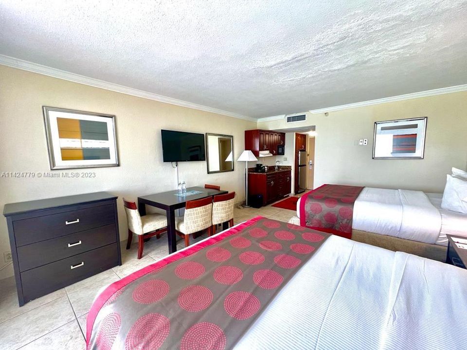 Vendido Recientemente: $269,000 (0 camas, 1 baños, 360 Pies cuadrados)